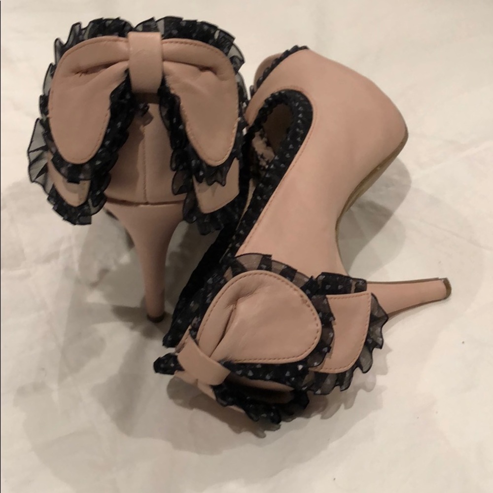 Vera wang pink platform shoes